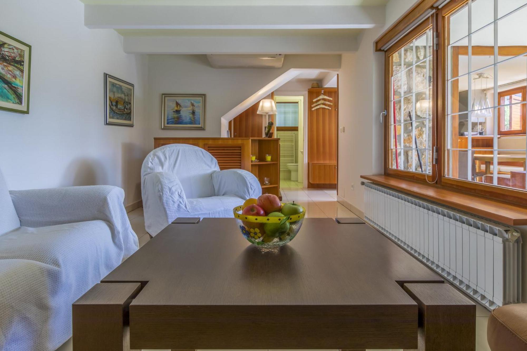 Haus Katarina Villa โนวีวีโนดอลสกี ภายนอก รูปภาพ