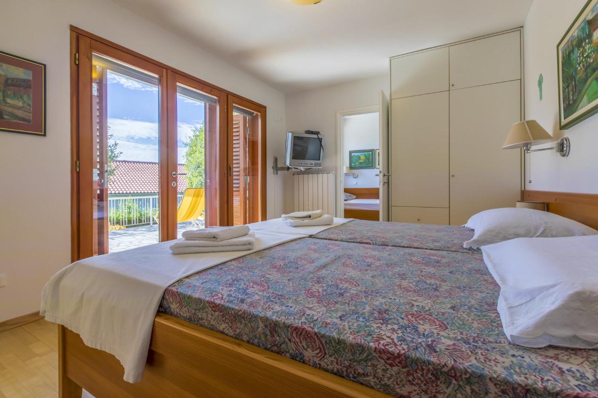 Haus Katarina Villa โนวีวีโนดอลสกี ภายนอก รูปภาพ